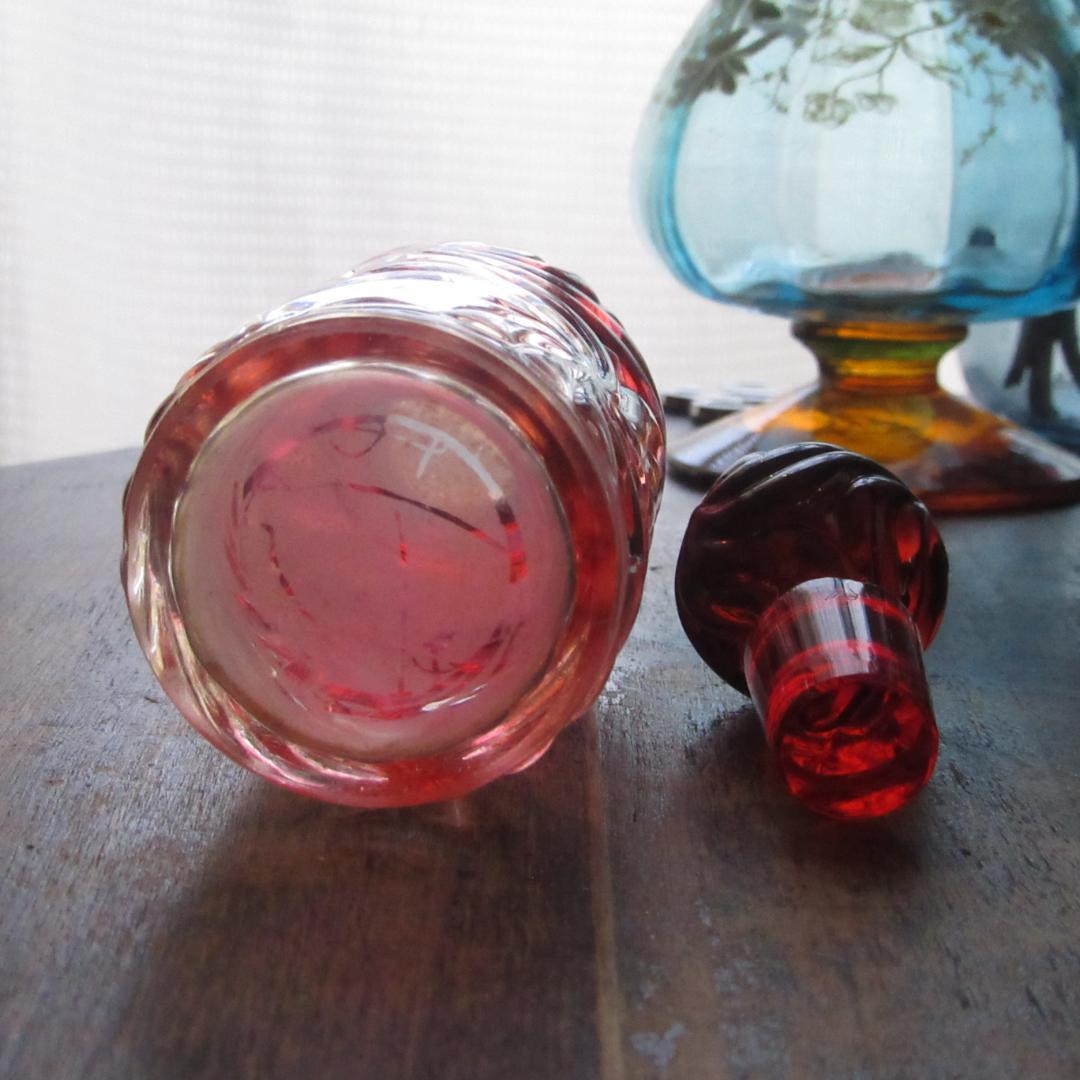 オールドバカラ　1890年頃「ROSACES　MULTIPLES」　香水瓶