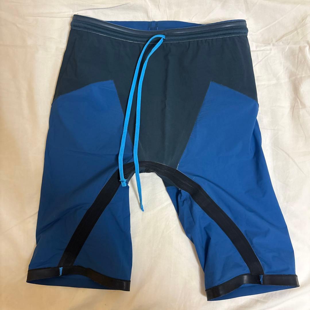 arena 競泳用ショートパンツ 青