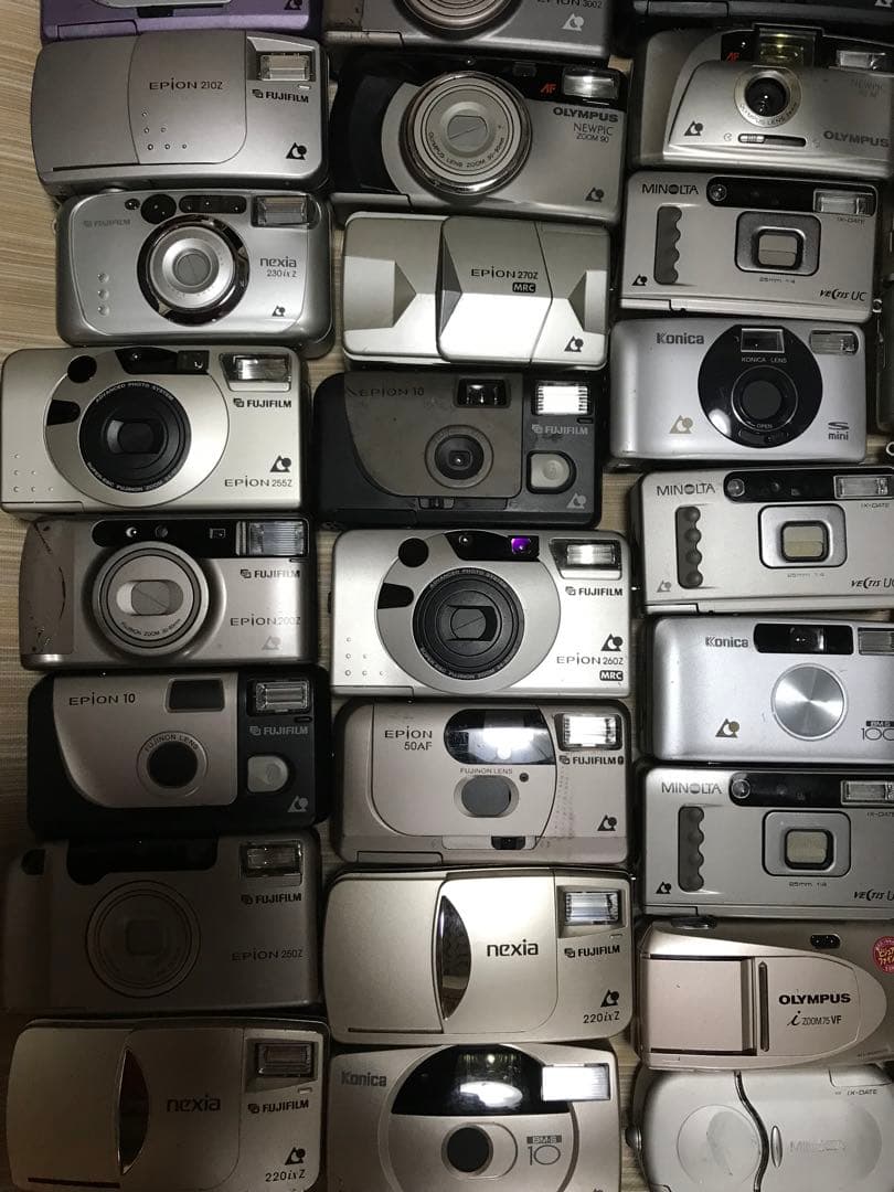 S*N様 フィルムカメラ まとめ50個オリンパス、富士フイルム、ニコン cano