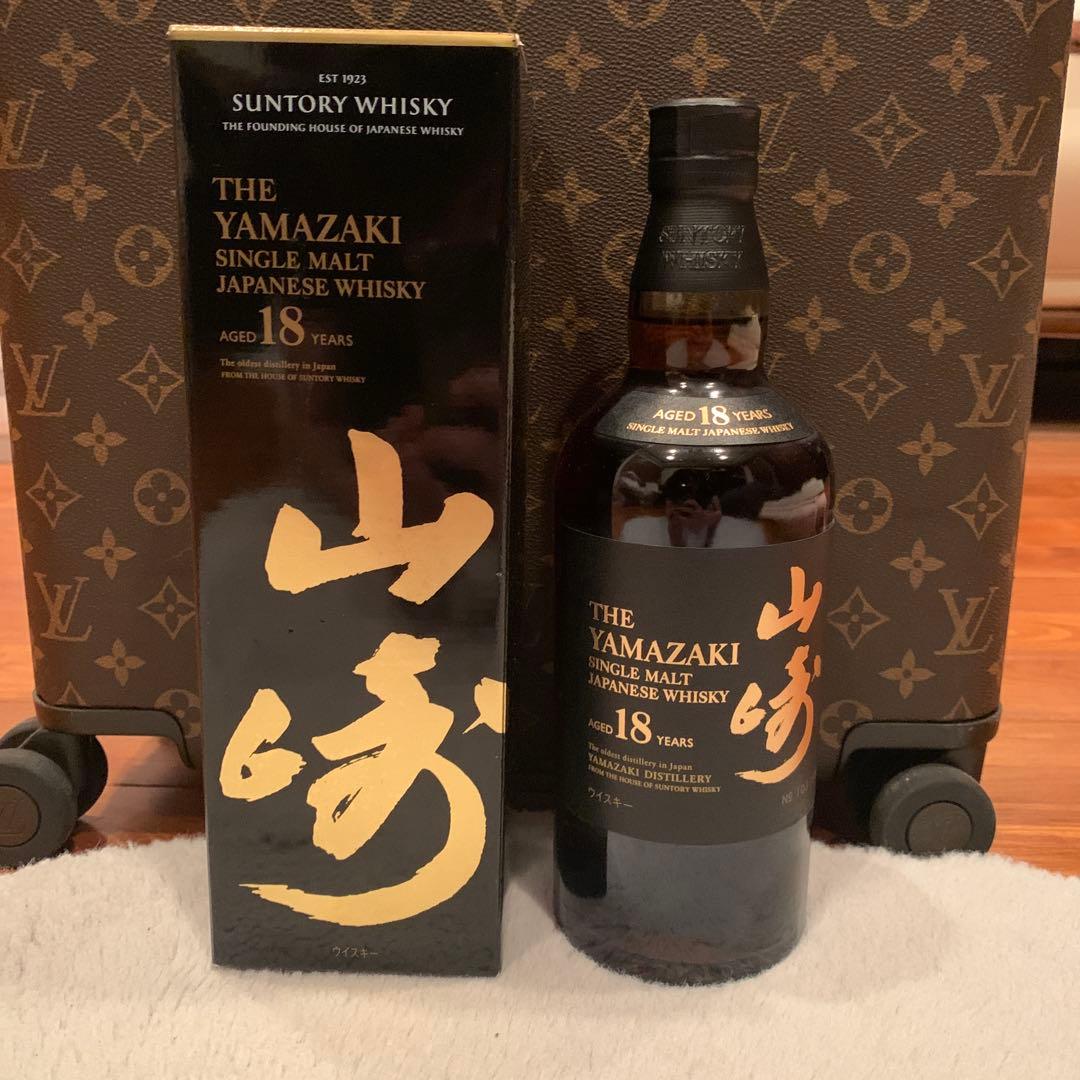 新品未使用 サントリー 山崎18年 700ml 箱付き