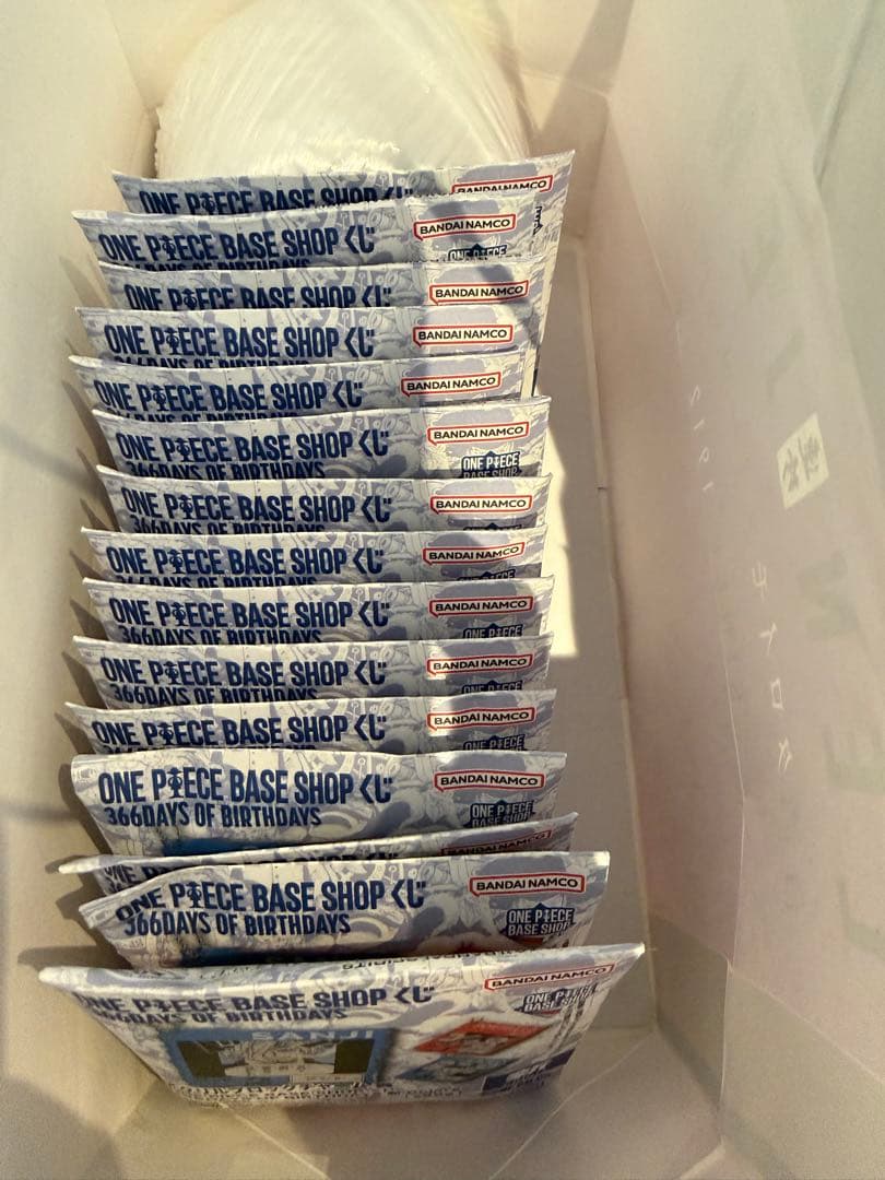 キーホルダー・アクリルキーホルダー ONE PIECE BASE SHOP 366DAYS OF BIRTHDAYS