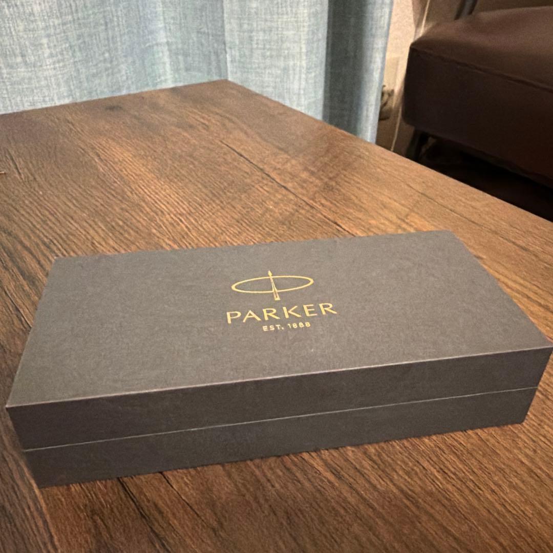 パーカー社製ボールペン 中字 インク黒 標準 ブラック