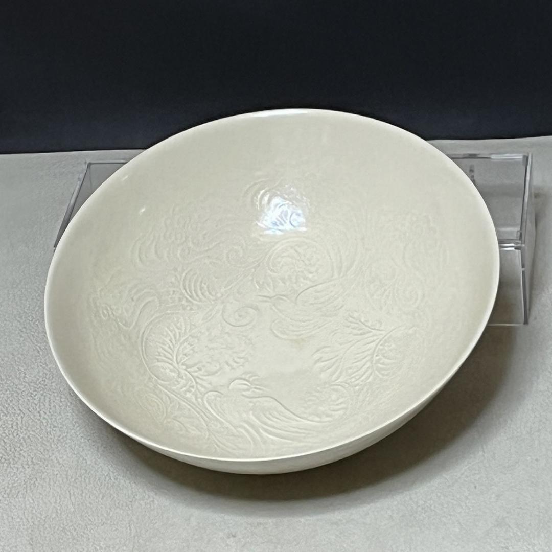 加藤渓山 牙黄磁 華鳥彫刻 鉢 共箱 菓子鉢 茶道具 【k3223】