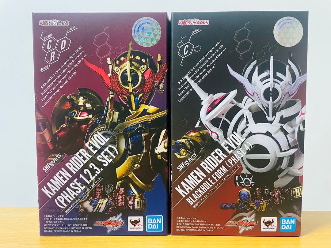 もぐ屋　S.H.フィギュアーツ 仮面ライダーエボル　セット