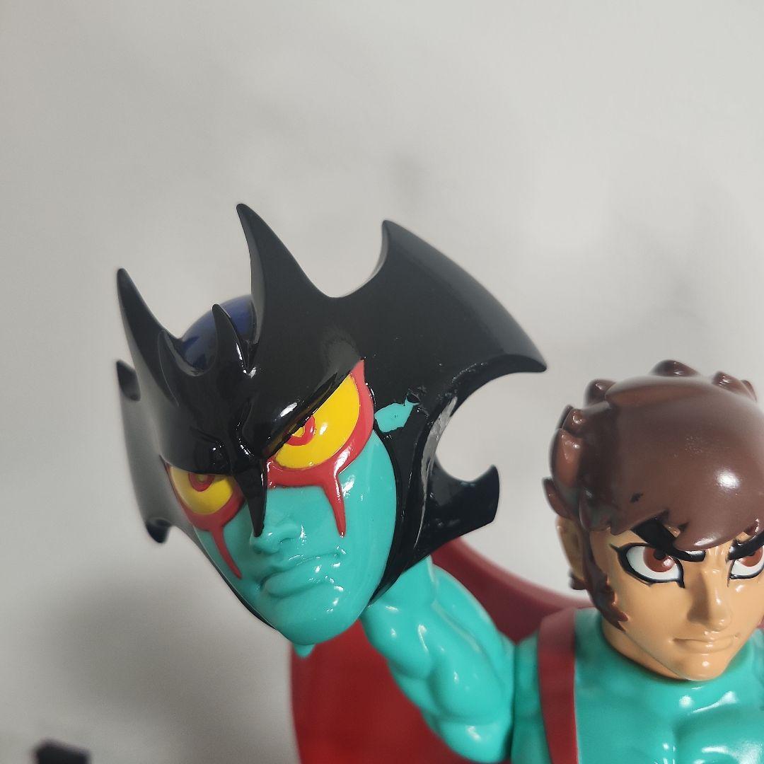 墓場の画廊　デビルマン　マスク　面取れ　ソフビ　グリーン　一部塗装剥がれ