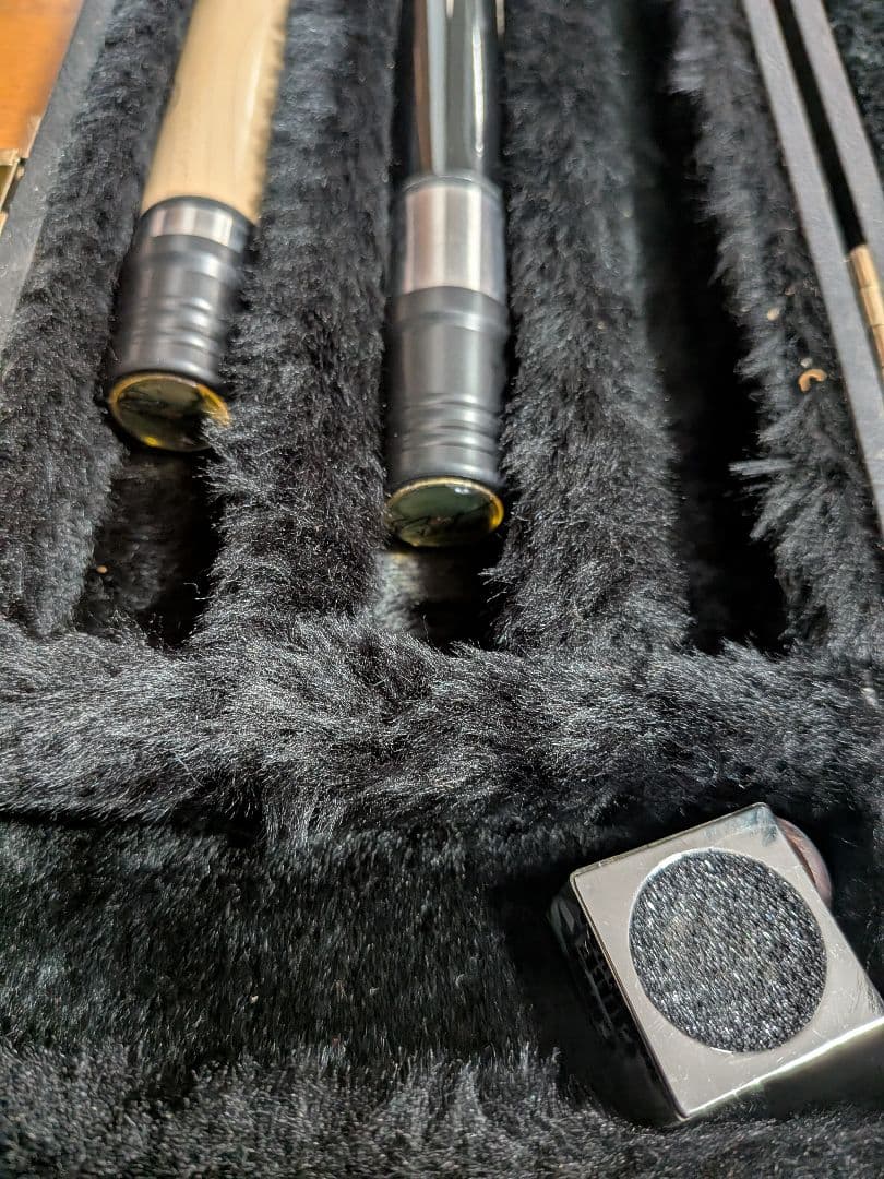 キューテック ビリヤードキュー （ケース付き）