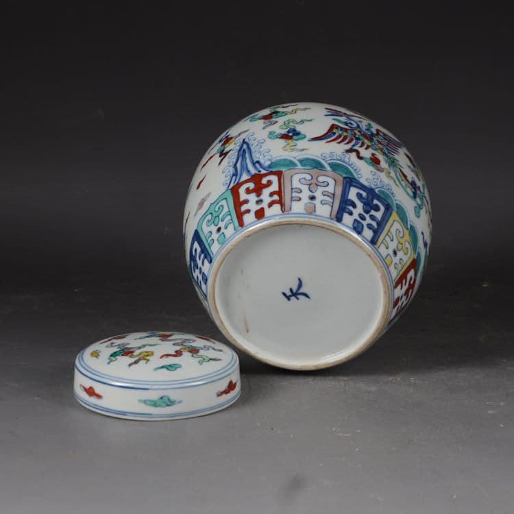 明成化手画斗彩龍鳳紋天字缶 茶壺 景徳鎮 陶磁器 装飾品 現代工芸品美術品 置物