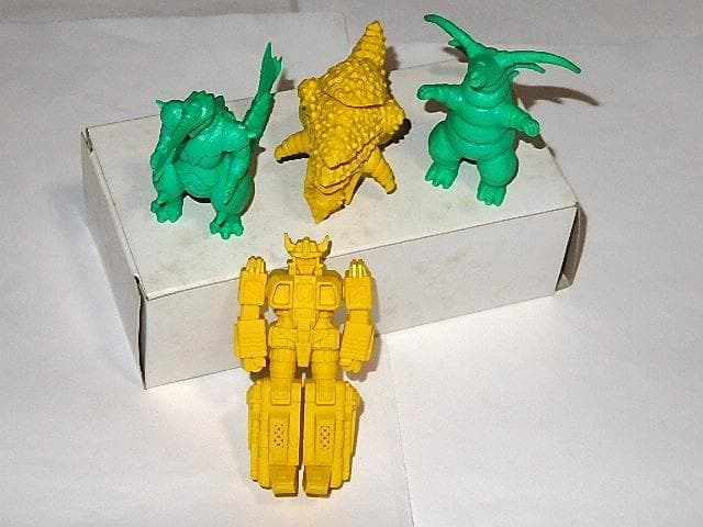 ★非売品　電光超人グリッドマン怪獣人気コンテストセット/怪獣消しゴム/円谷プロ