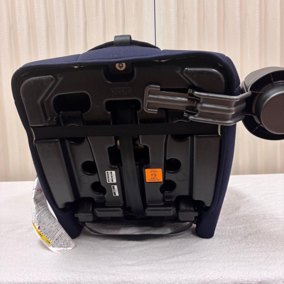 クリーニング済　☆美品☆　1～11才頃　コンビ　ジョイトリップ　エアスルー　紺