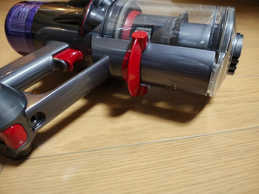 ダイソン★digital slim★SV18本体★バッテリー新品と同等3