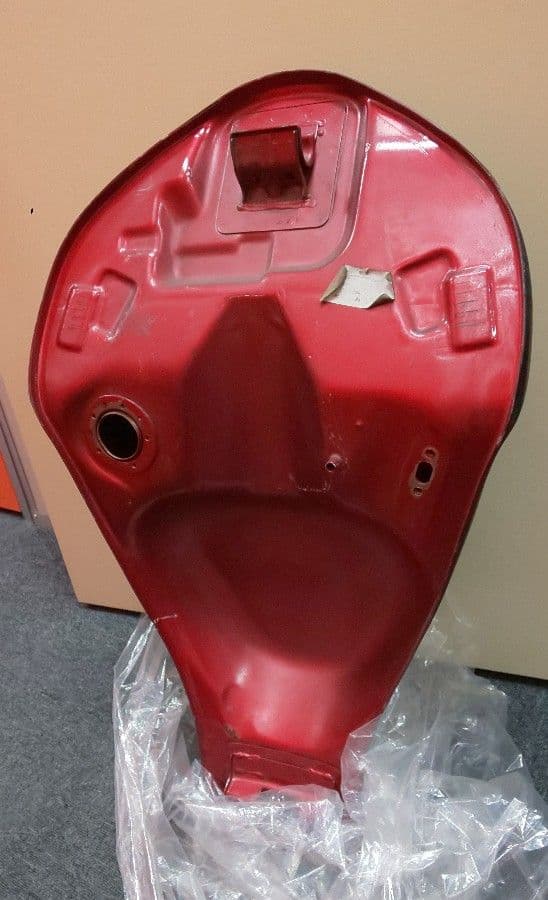 【値下げしてます】バンディット250(V) GJ77A ガソリンタンク