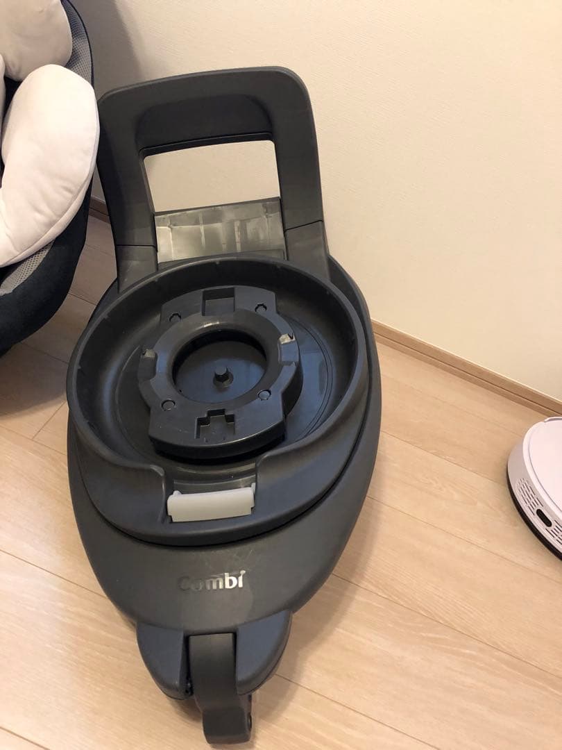 コンビ　チャイルドシート　THE S