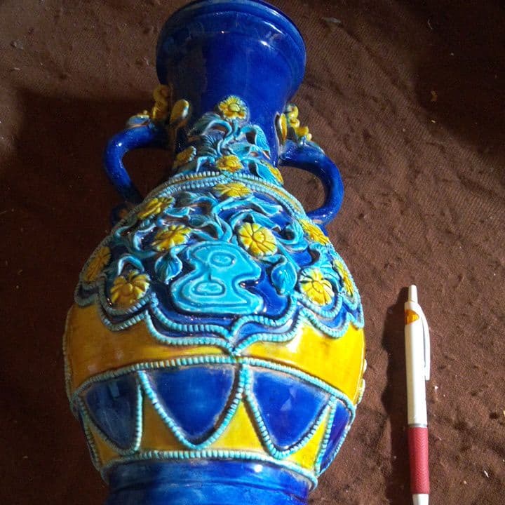 中国陶磁器　法花　浮き彫り壺　逸品