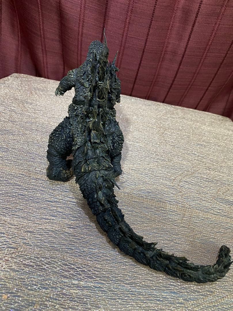 S.H.MonsterArts ゴジラ　アクションフィギュア