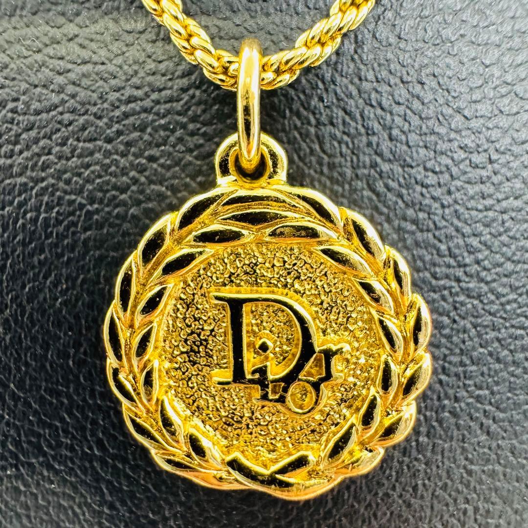 ✨Dior✨ディオール✨CDロゴ✨サークル✨ゴールド色✨ネックレス✨