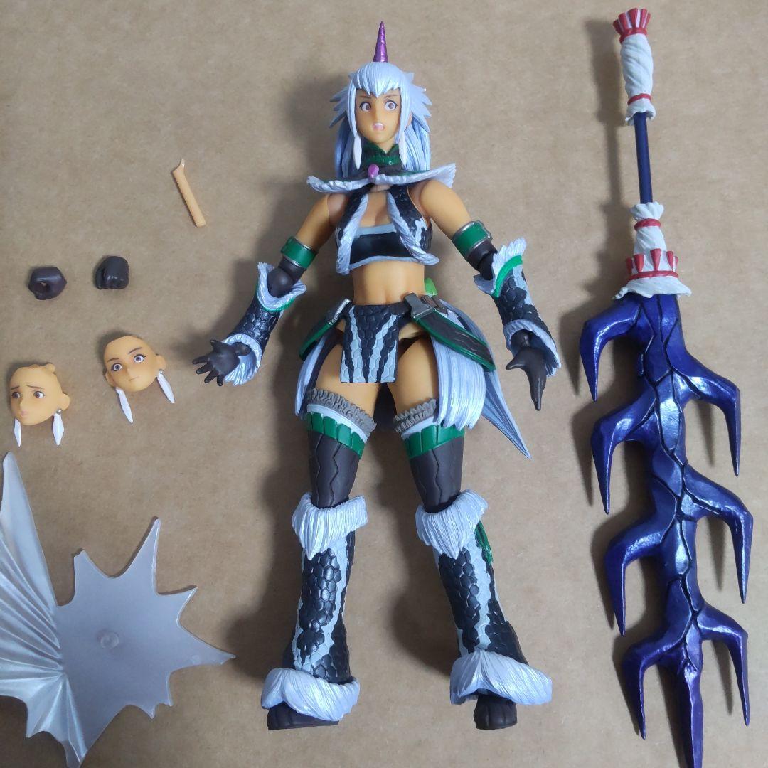 モンスターハンター ヴァルカンログ ハンター女剣士 キリンUシリーズ フィギュア