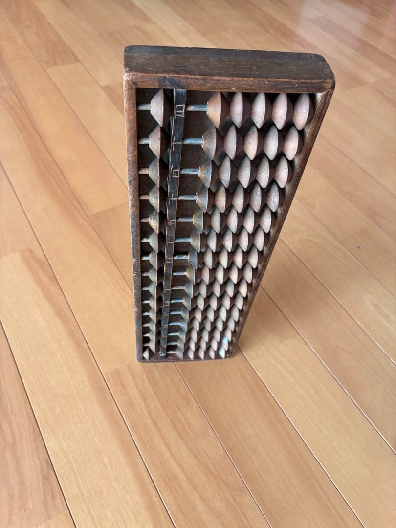 木製 そろばん 伝統的デザイン