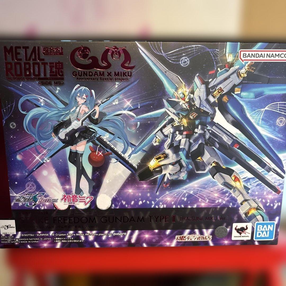 L ROBOT 魂 ストライクフリーダムガンダム 初音ミクVer.