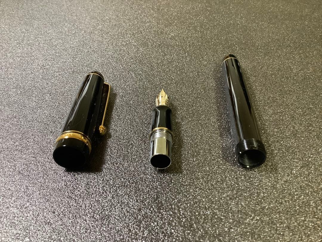 パイロットの万年筆 カスタム74 ペン先: SF