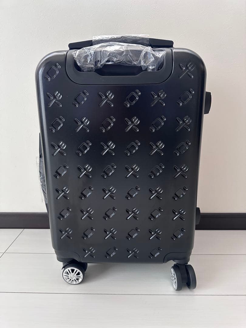 マンウィズ スーツケース