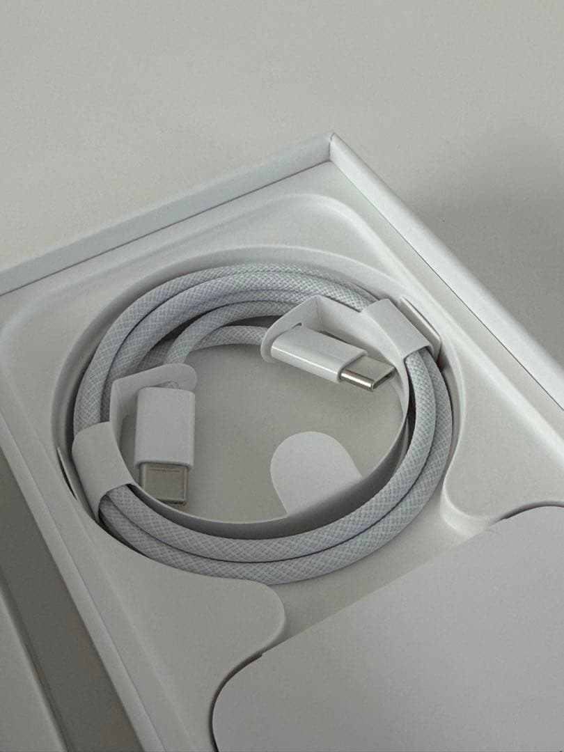 iPhone 15 Pro 256GB ナチュラルチタニウム SIMフリー