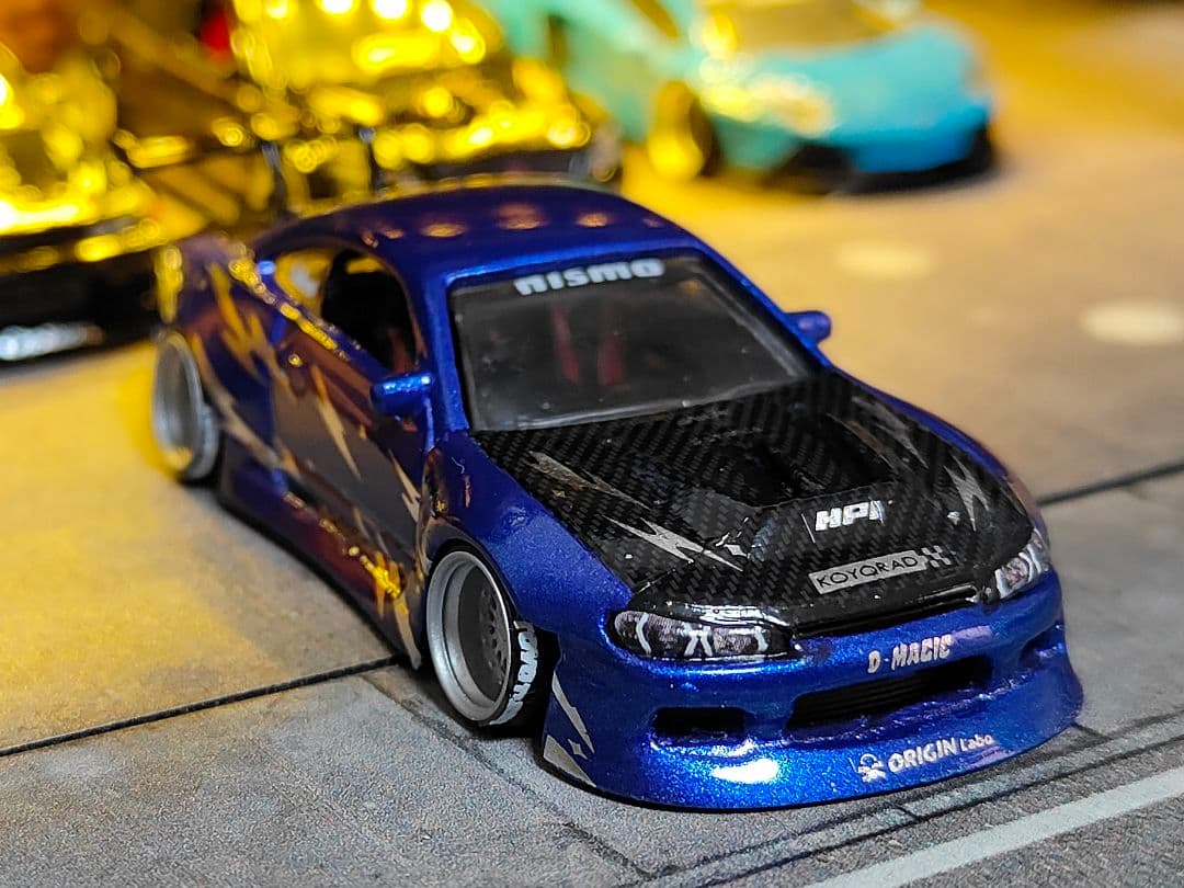 ホットウィールカスタム 日産 s15 フルエアロ ドリ車 深リムトミカ改造紫
