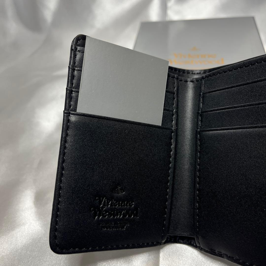 新品 Vivienne Westwood ブラック ヴィヴィアン柄 三つ折り財布