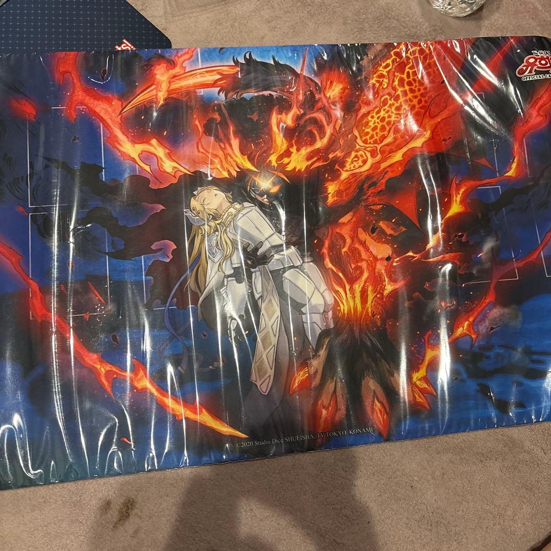 聖痕喰らいし竜 プレイマット