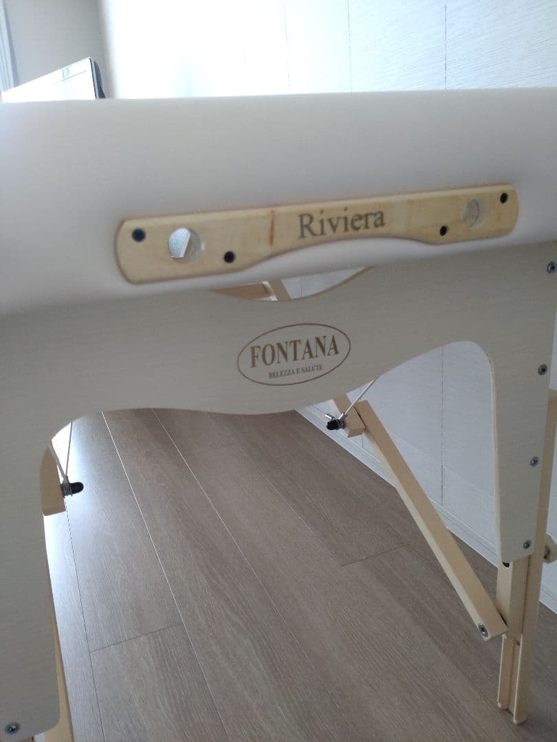 エステベッド　FONTANA リビエラ28 マッサージベッド