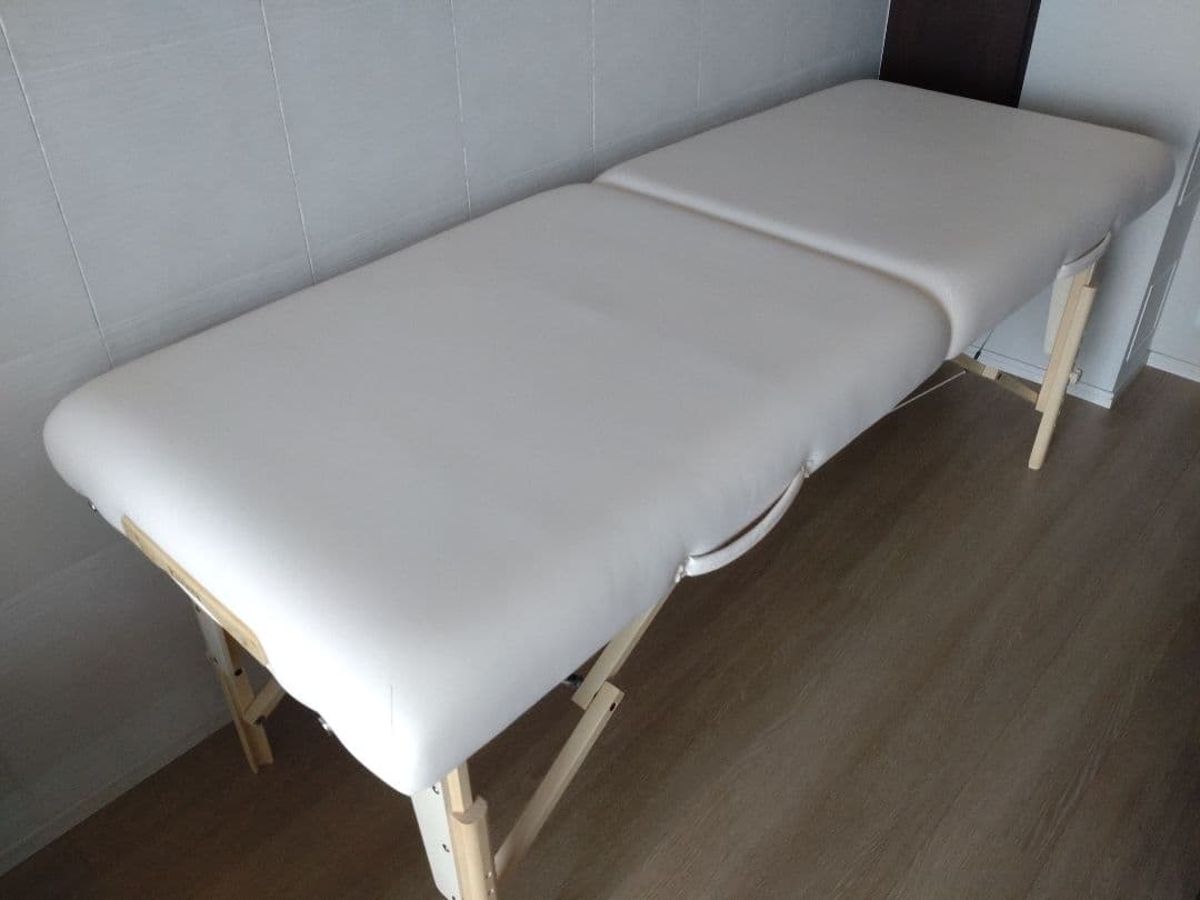 エステベッド　FONTANA リビエラ28 マッサージベッド