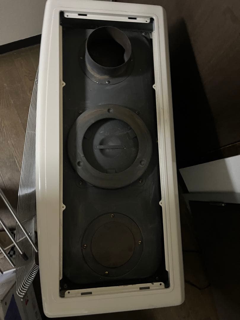 サンポット煙突式ストーブハイブリッドカベック2022年製