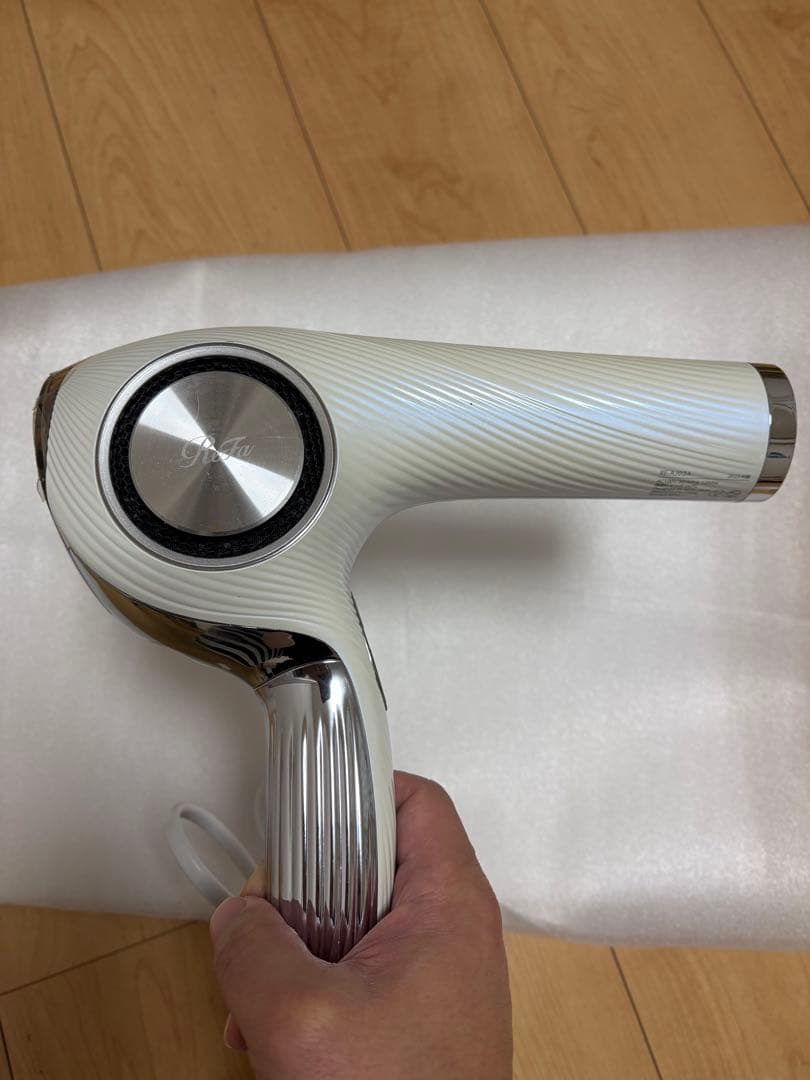 さ*そ様 ReFa リファビューテックドライヤープロ