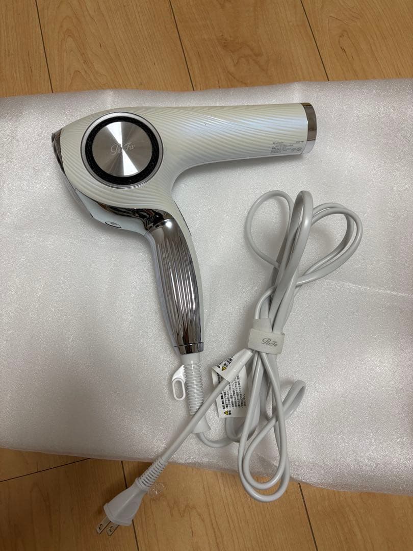 さ*そ様 ReFa リファビューテックドライヤープロ