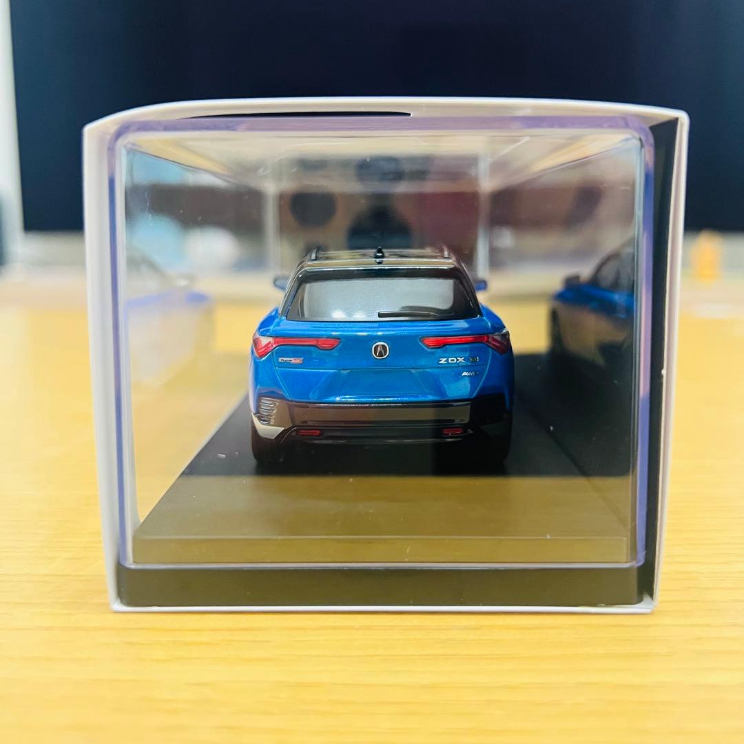 TSM 1/43スケール ミニカー Acura ZDX