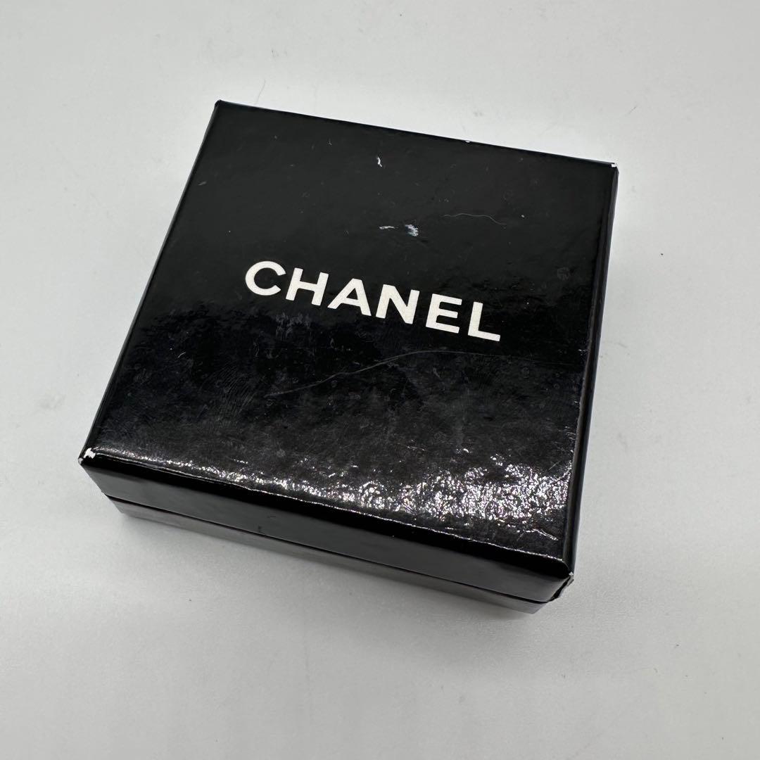 美品・箱付✨シャネル ブローチ ラウンド ロゴ フラワー ヴィンテージ ゴールド