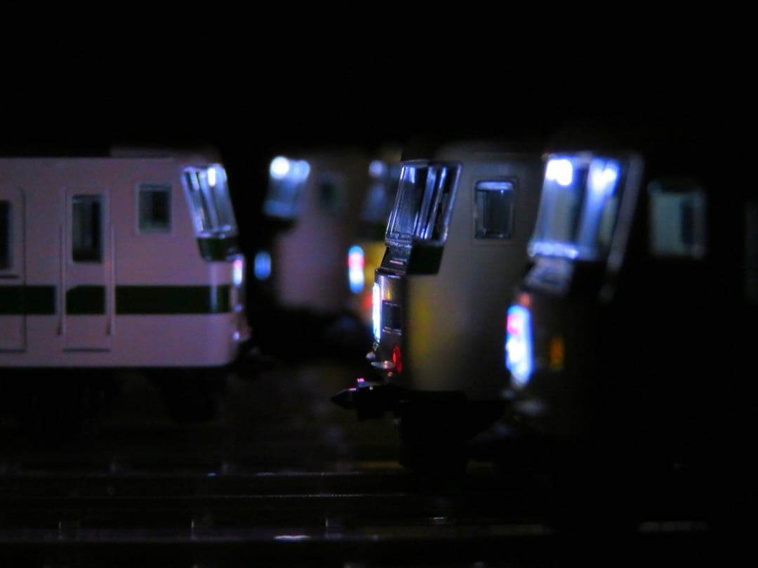 TOMIX 185系 特急 (踊り子・強化型スカート)15両【新品,未使用品】