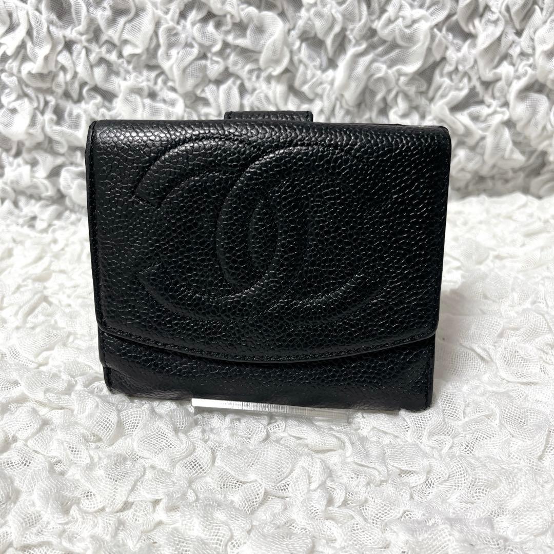 CHANEL ブラックレザー 二つ折り財布　キャビアスキン　ココマーク　本革