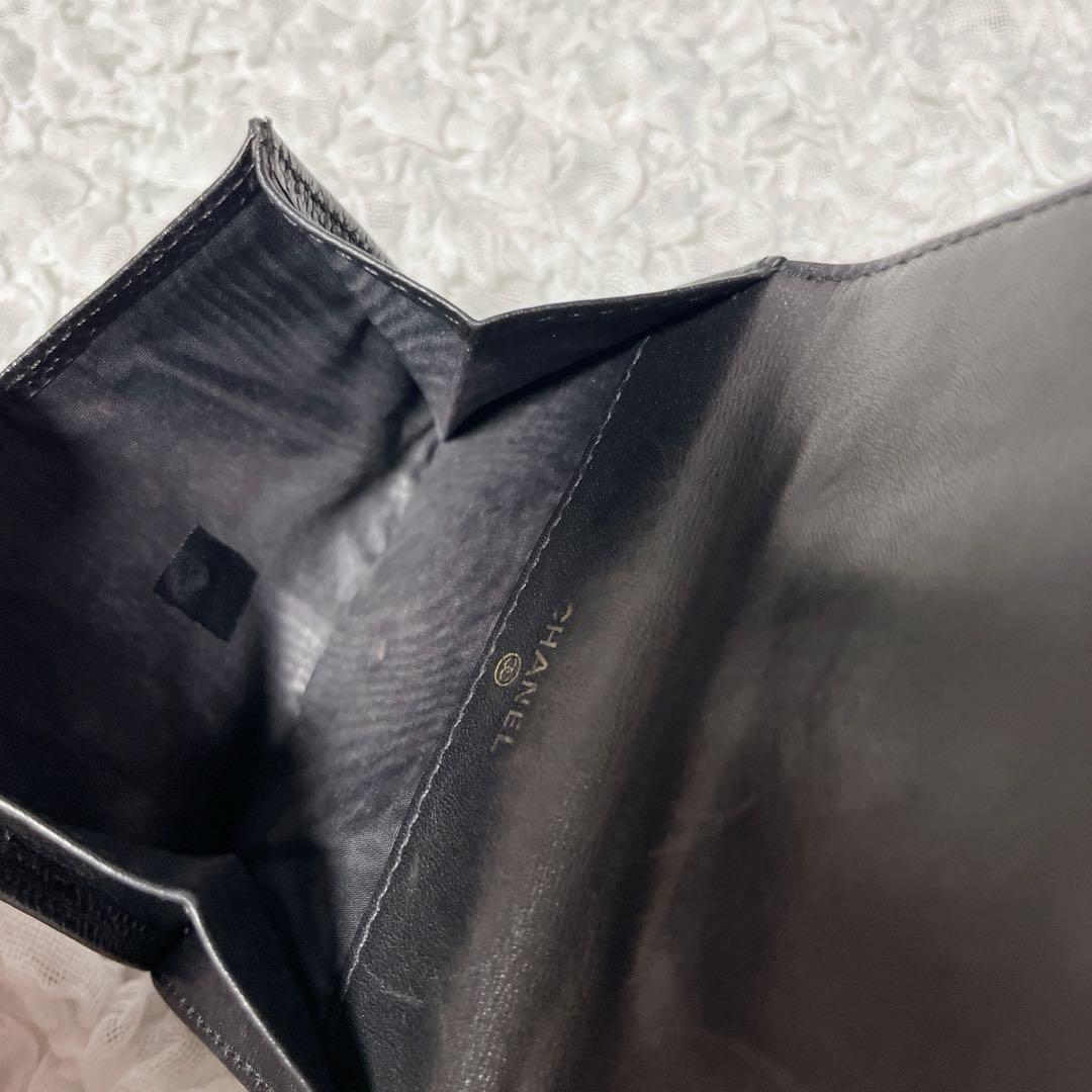 CHANEL ブラックレザー 二つ折り財布　キャビアスキン　ココマーク　本革
