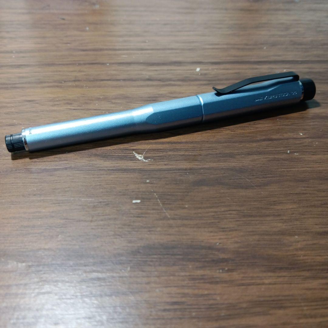 クルトガダイブ カスケードブルー