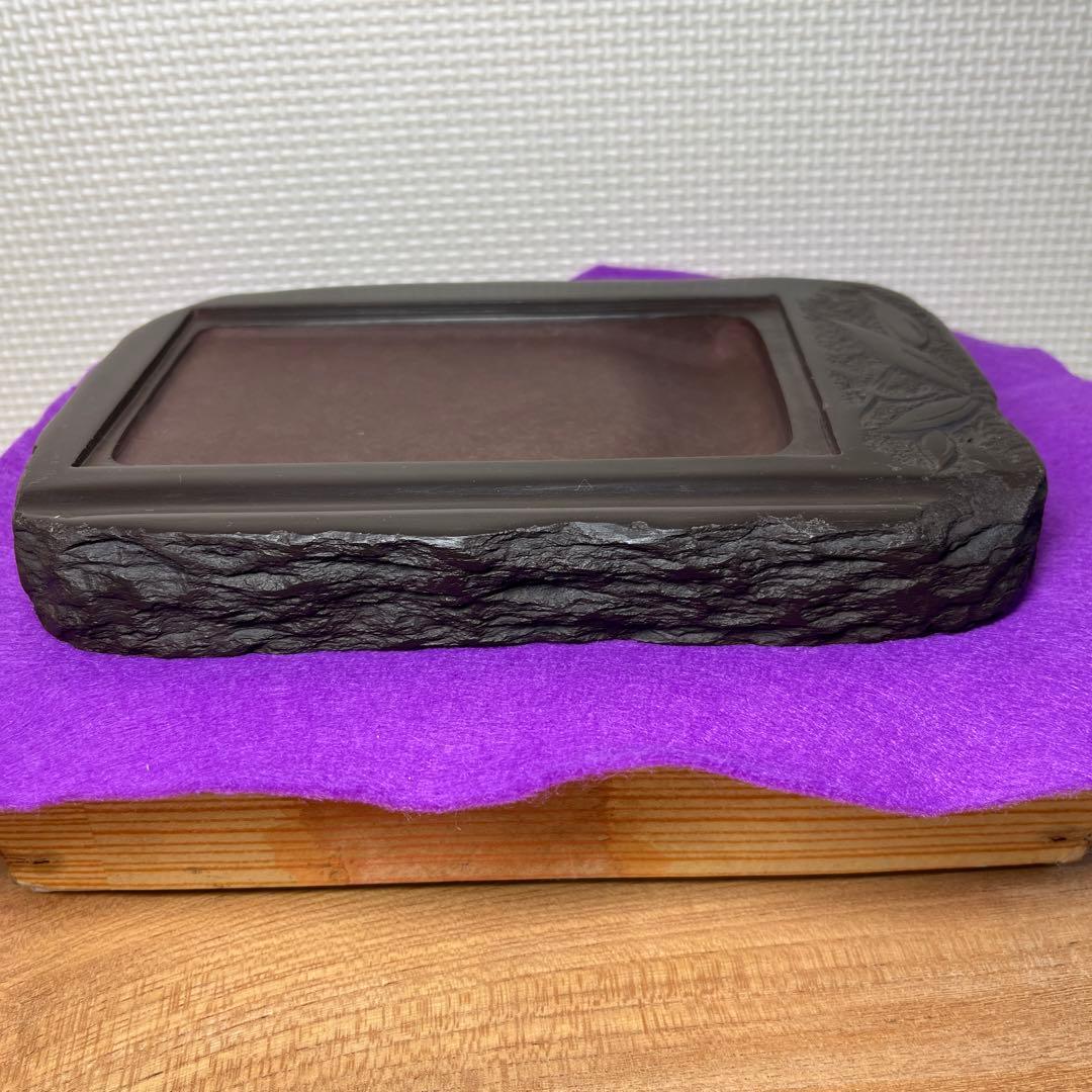 ⭕️赤間硯　植野玉泉堂　玉泉　笹竹葉彫刻石共蓋付き　手間あり入念　蓋付き大型硯