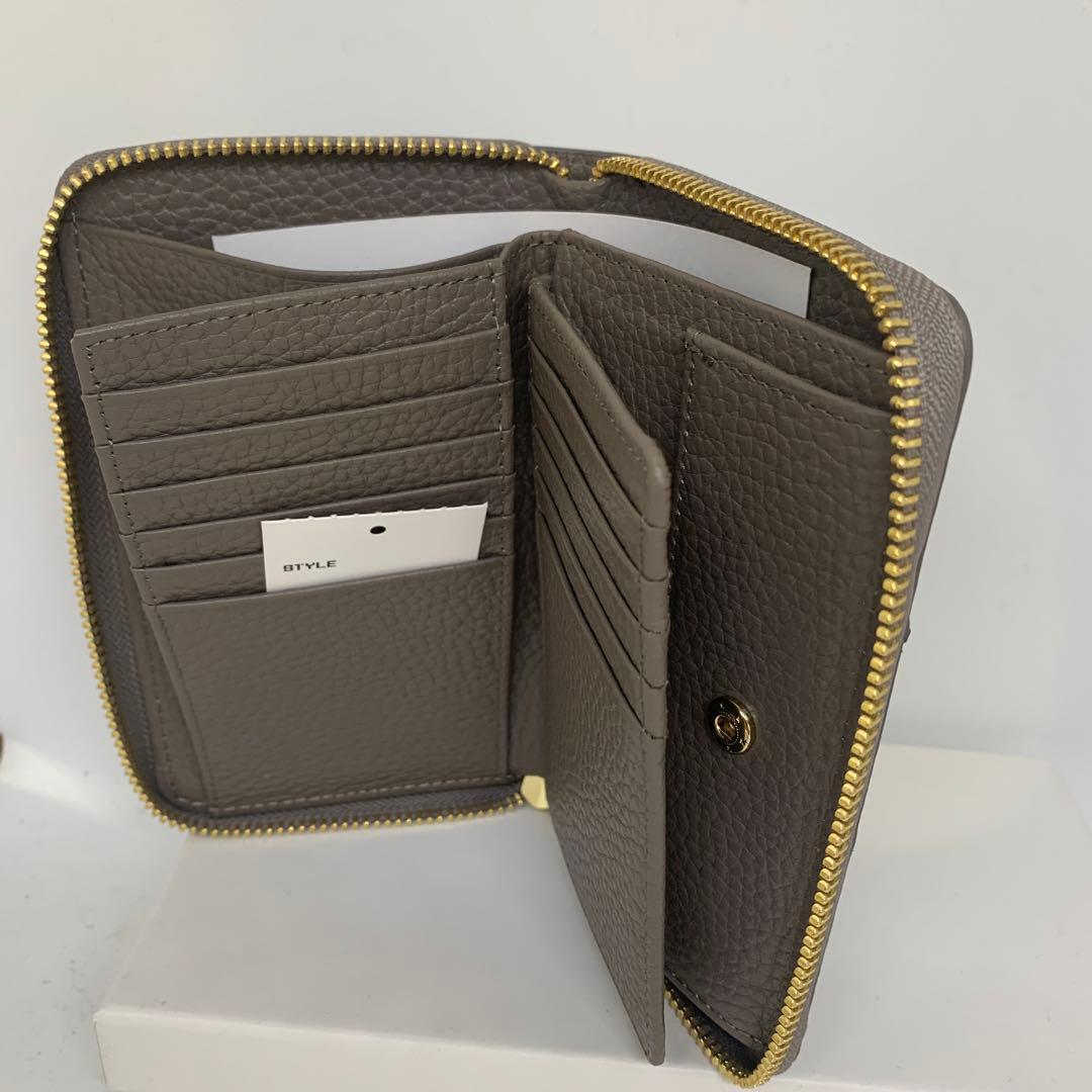 auauoi さん専用新品　オーストリッチ　ちょっと大きな二つ折り財布 グレー