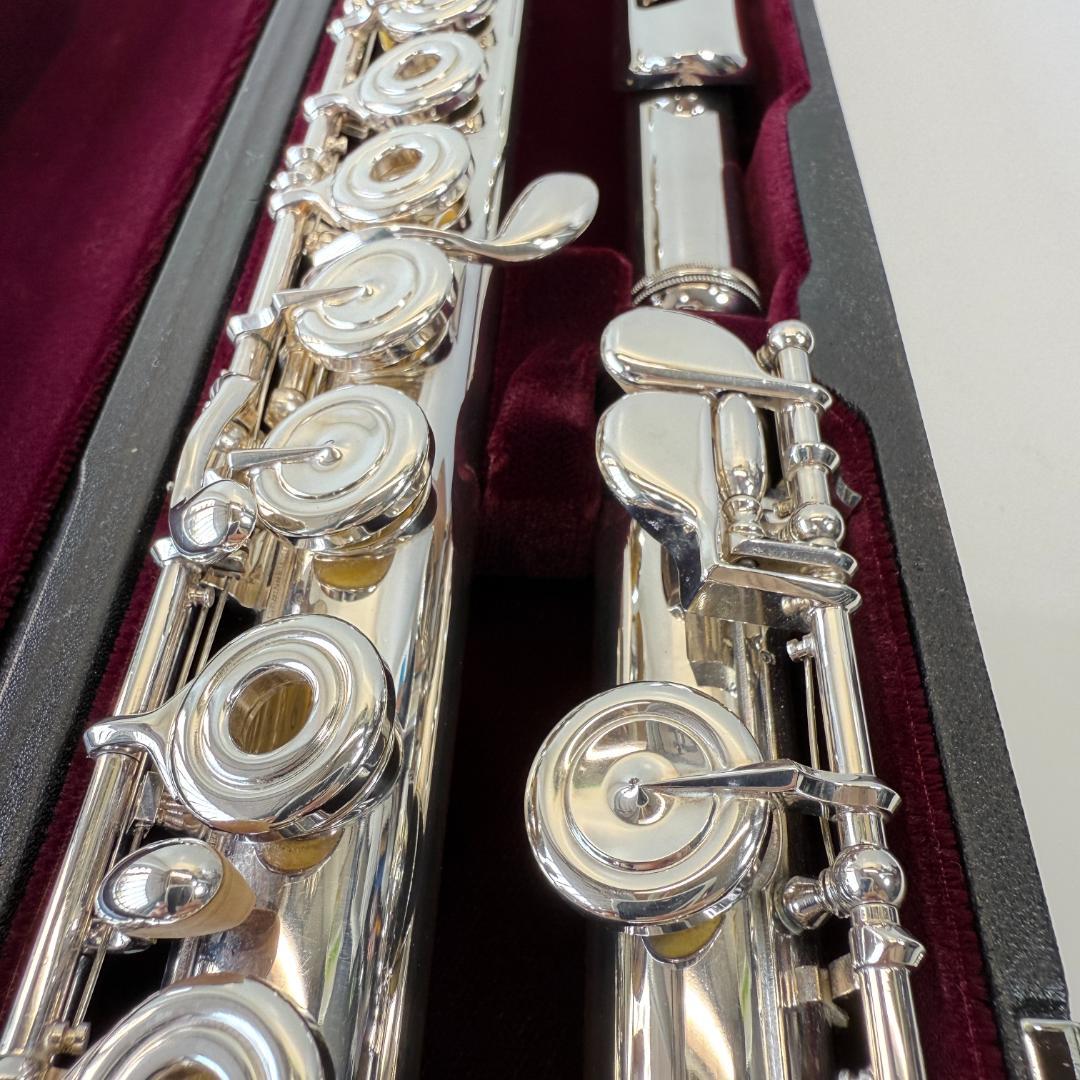 ヤマハ フルート YFL-684 銀製 プロフェッショナルモデル 美品