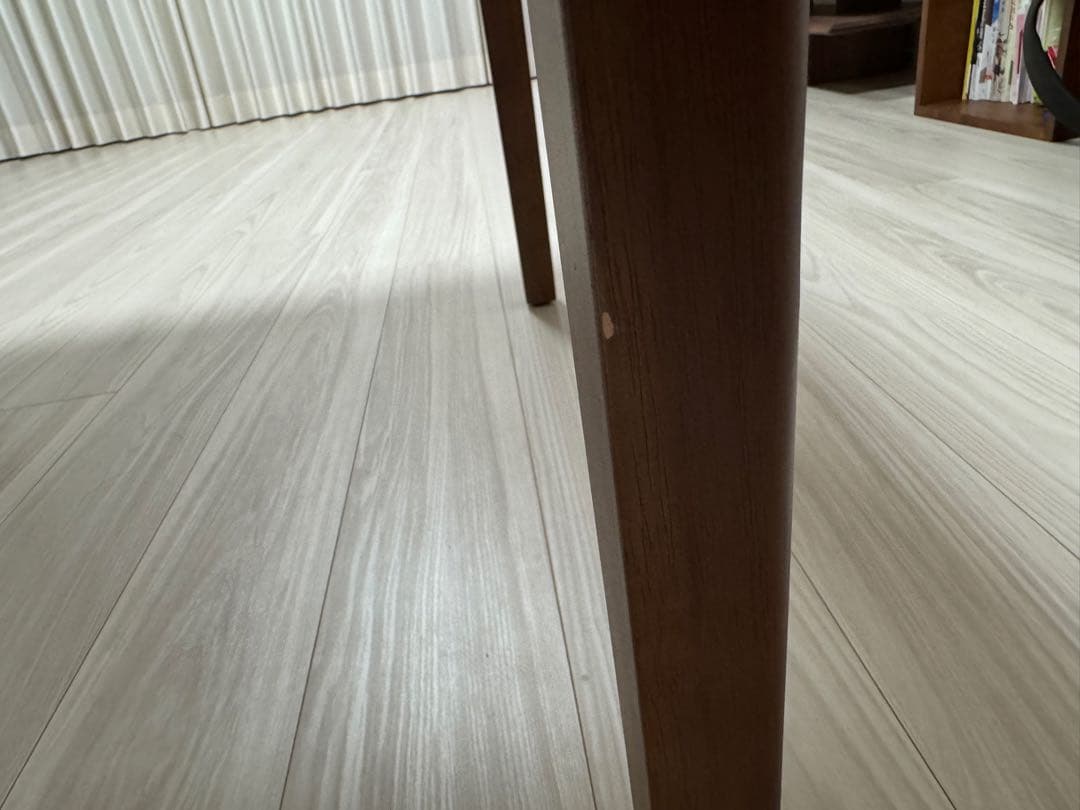 ウォルナット折りたたみ式ダイニングテーブル