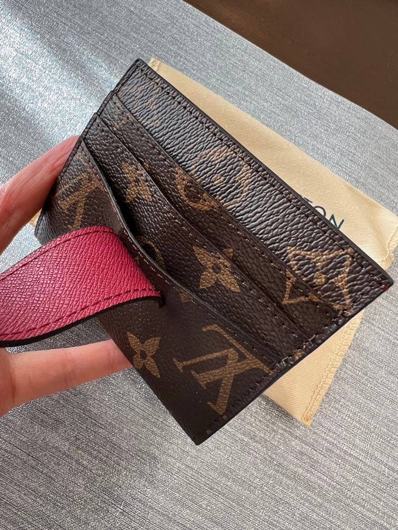 LOUIS VUITTON ルイヴィトン モノグラム 二つ折り財布