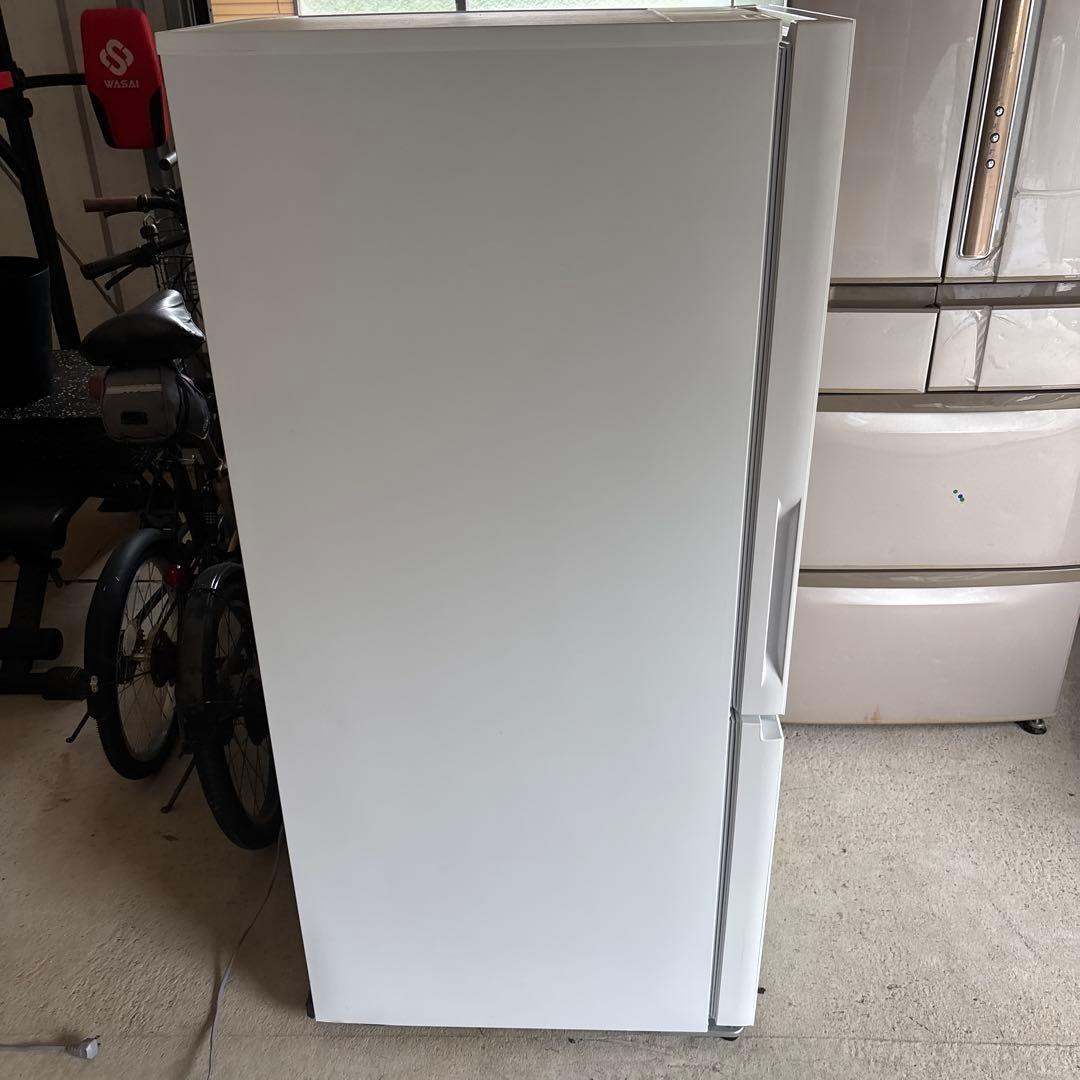 冷凍冷蔵庫　2024年製　　全定格257ℓ