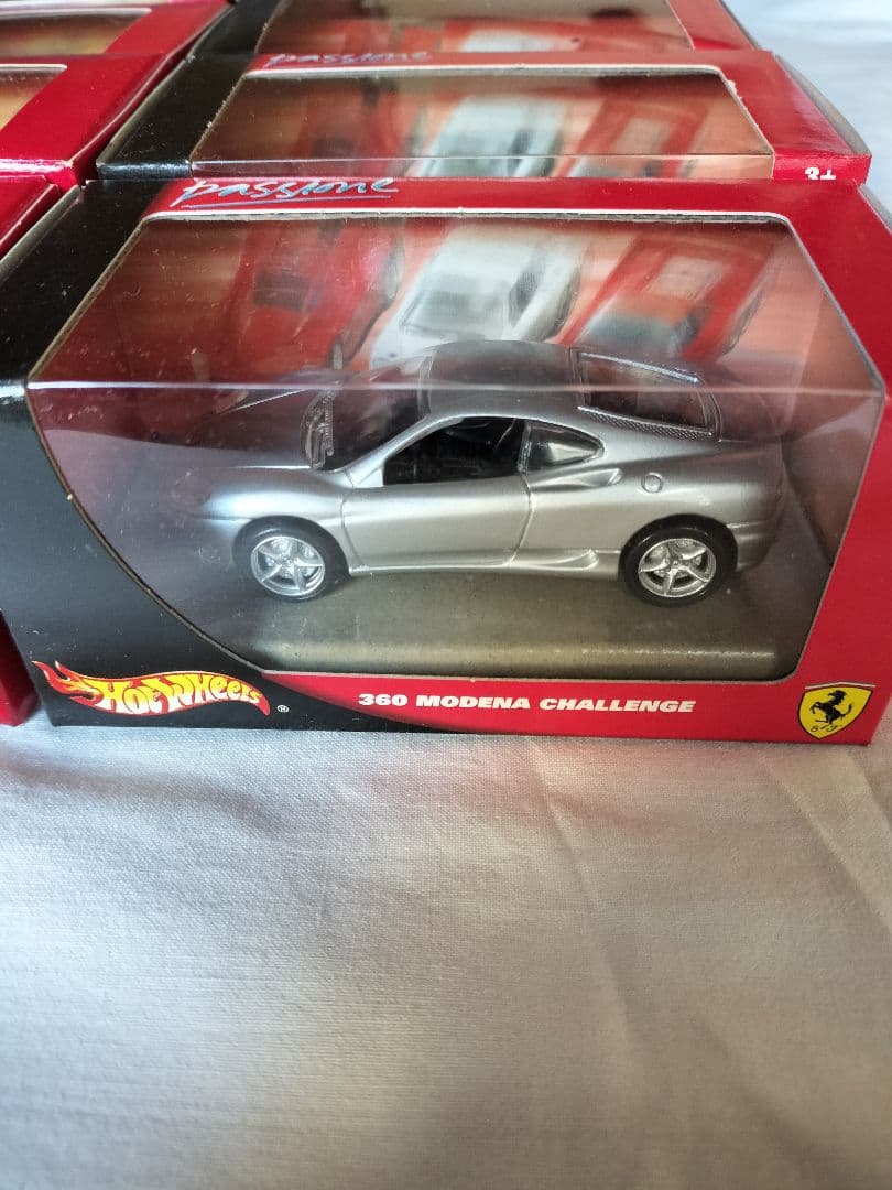 【美品】ミニカーホットウィールフェラーリ全部で１７台
