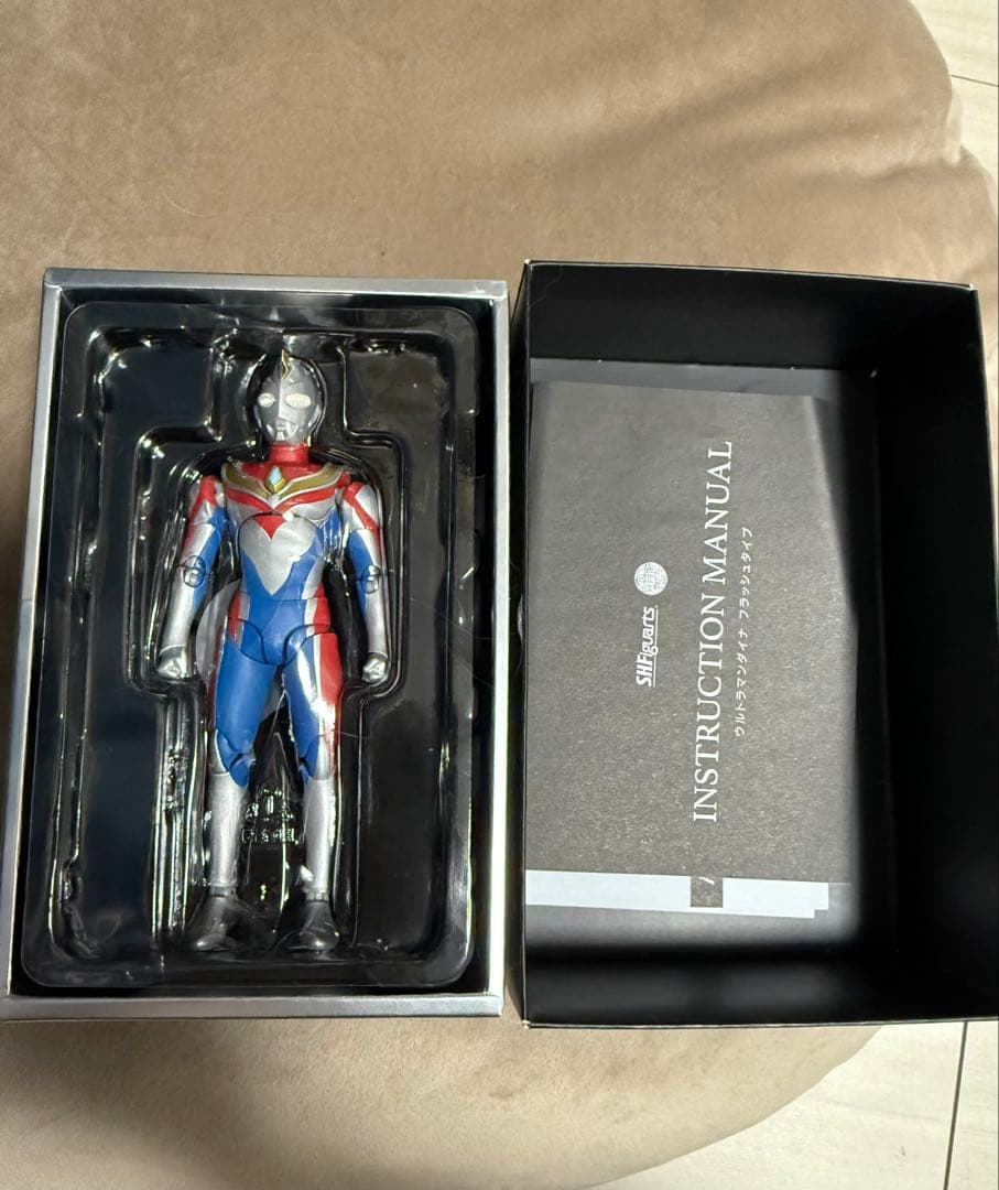 S.H.Figuarts真骨彫製法　ウルトラマンダイナ　フラッシュタイプ