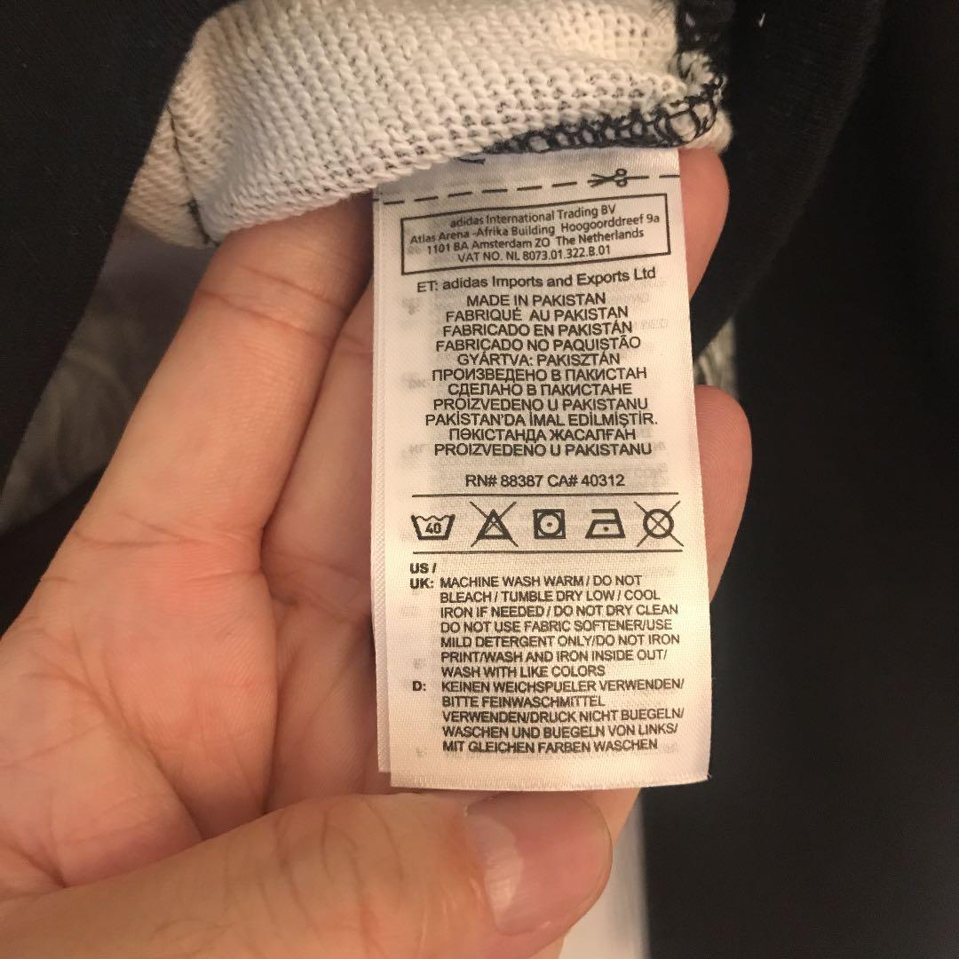 新品US購入！アディダスオリジナルスセットアップ130cm/ペイズリー日本未発売