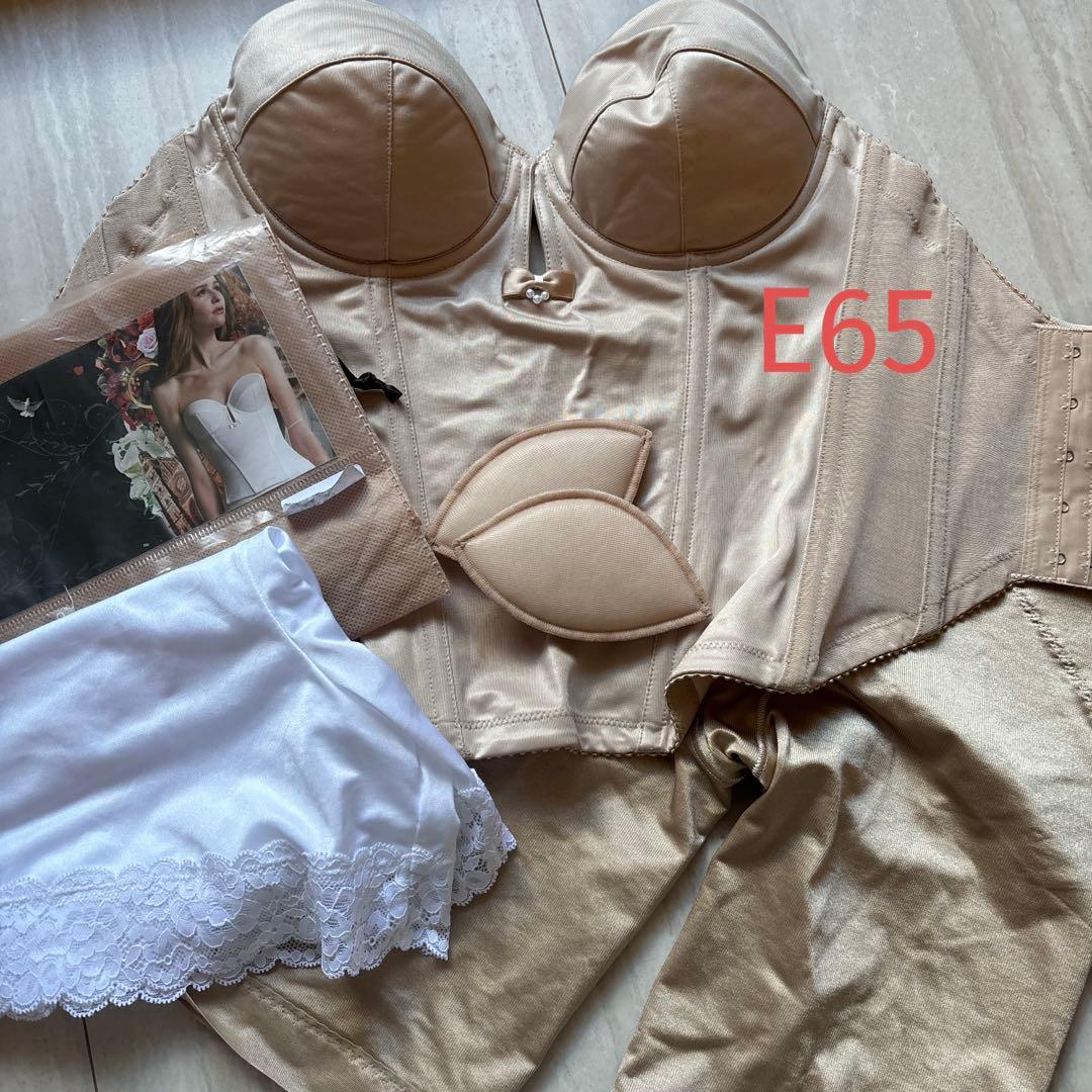 ブライダルブルーム　E65 ガードル　ビスチェ付き