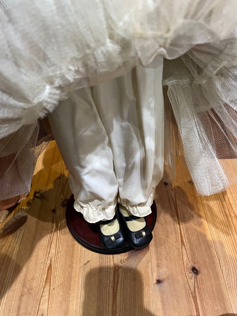 ビスクドール　ドイツ少女アンティークドール西洋人形cadeau ポーセリンドール